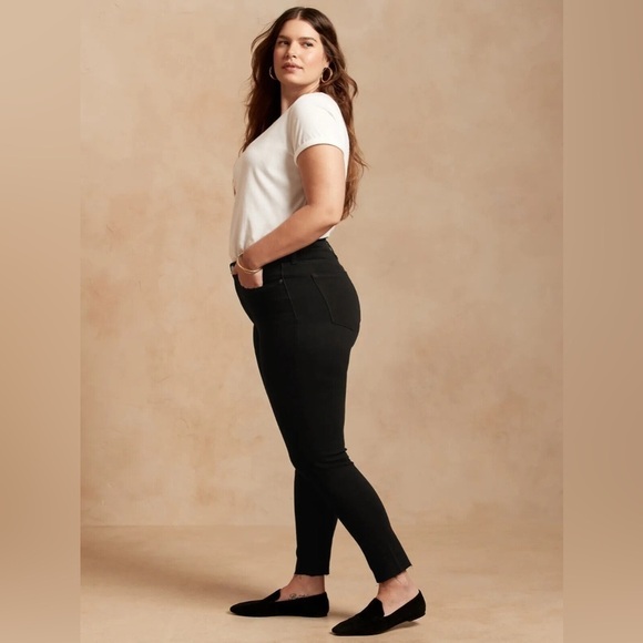 NWT! Banana Republic Premium Denim Black High Rise + Skinny - Multiple🔹 - Picture 6 of 16